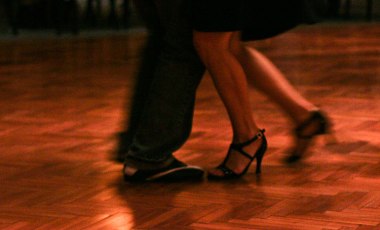Kurzy tance a společenské výchovy v Jablonci nad Jizerou, pořádané v roce 2011.